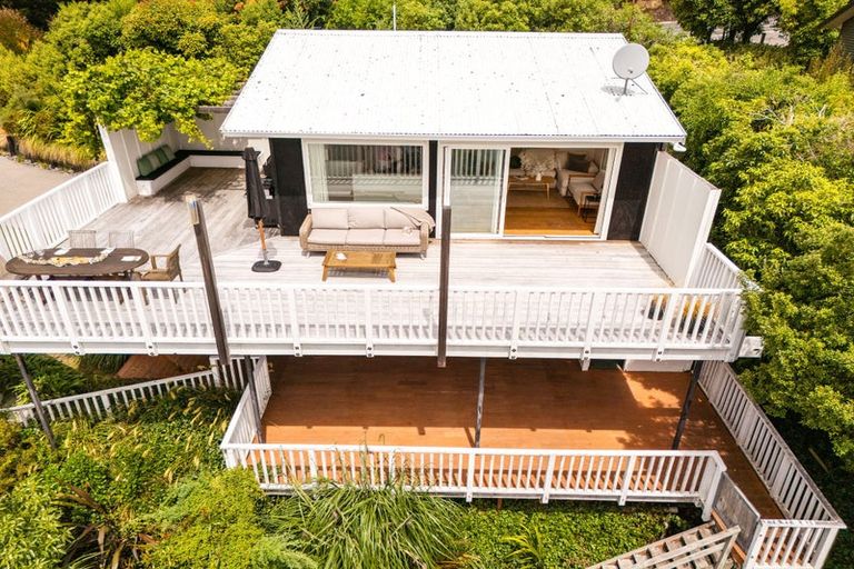 Photo of property in 6506 Christchurch Akaroa Road, Takamatua, 7581