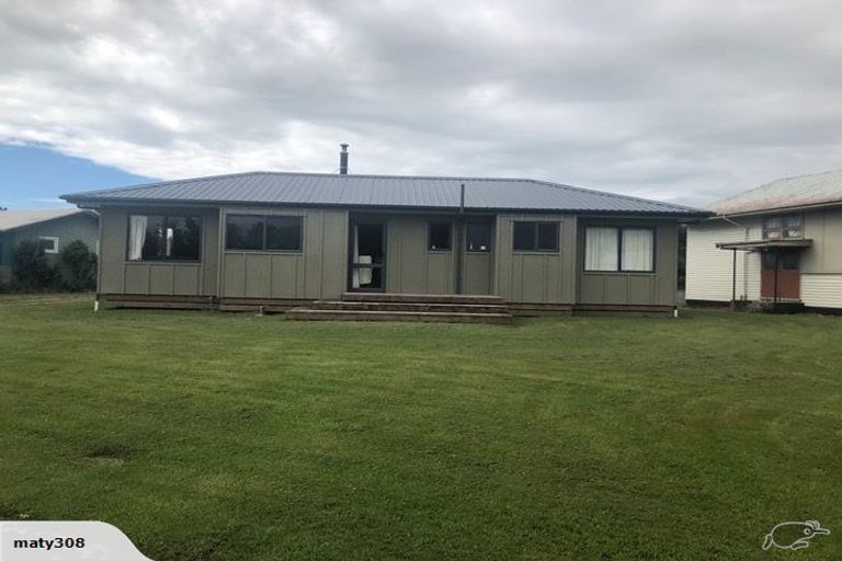 Photo of property in 11 Pauareka Road, Haast, 7886