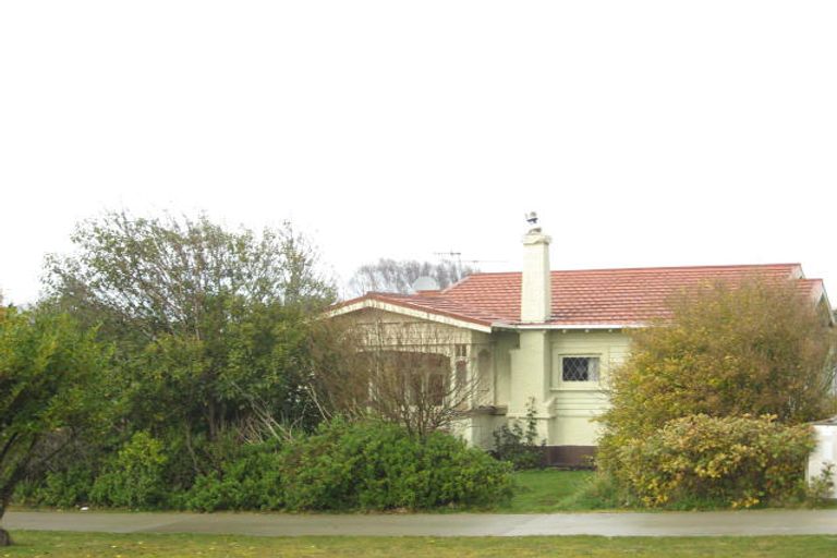Photo of property in 23 Nichol Street, Heidelberg, Invercargill, 9812