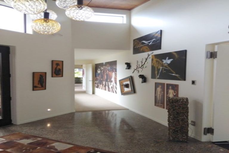 Photo of property in 9 Te Arakete Place, Hurworth, New Plymouth, 4310