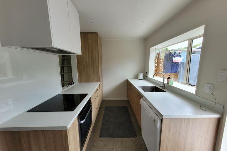 Photo of property in 30a Sackville Street, Fitzroy, New Plymouth, 4312