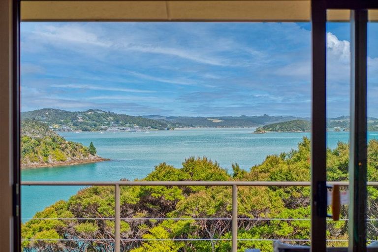 Photo of property in 37 Gilbert Mair Rise, Russell, 0272