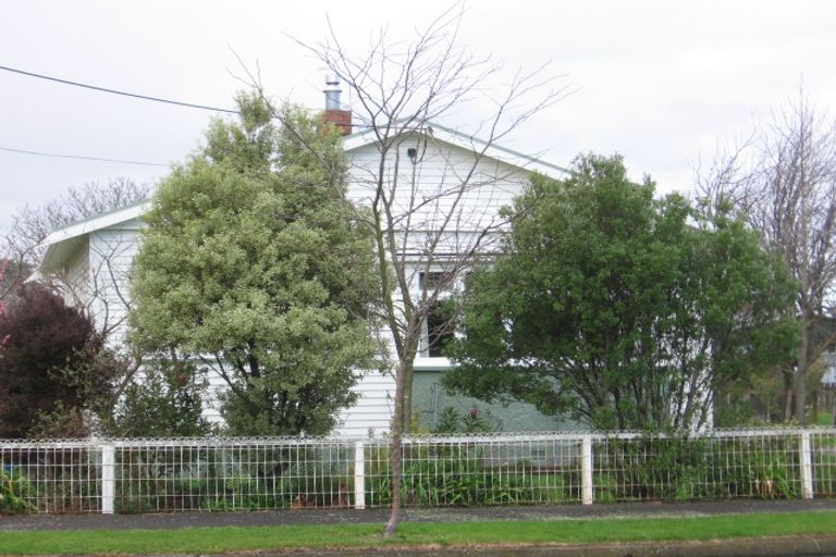Photo of property in 10 Cambridge Terrace, Masterton, 5810