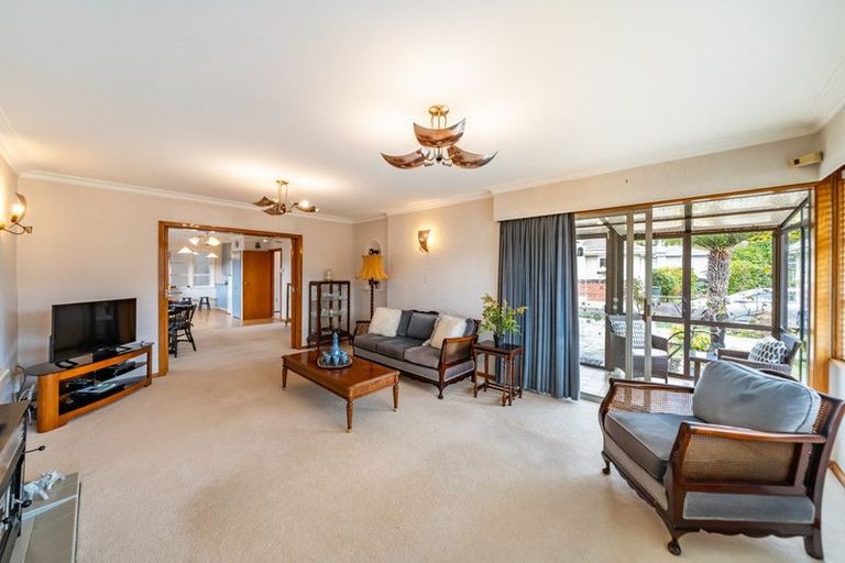 Photo of property in 22 Pempsey Street, Silverstream, Upper Hutt, 5019