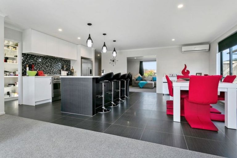 Photo of property in 34 Tulip Drive, Cambridge, 3434