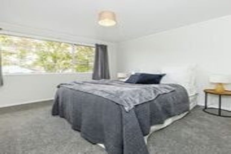 Photo of property in 14 Chantal Place, Red Hill, Papakura, 2110