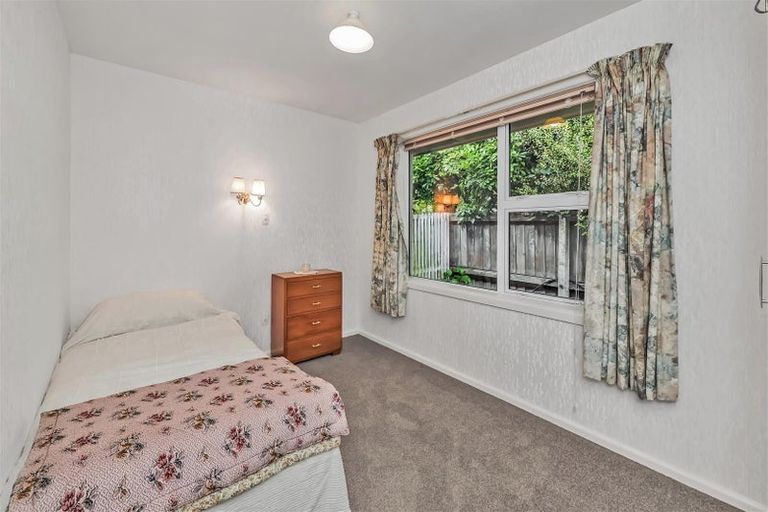 Photo of property in 9 Soleares Avenue, Mount Pleasant, Christchurch, 8081