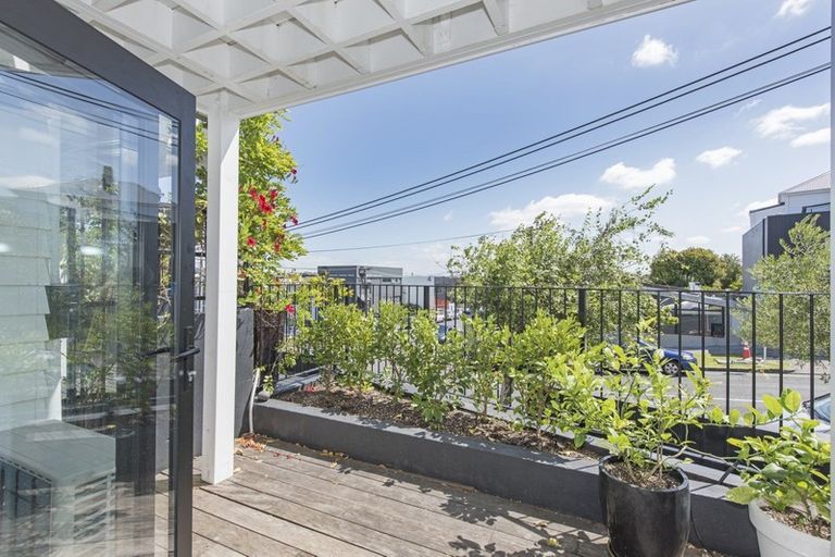 Photo of property in 4/10 Rose Road, Grey Lynn, Auckland, 1021