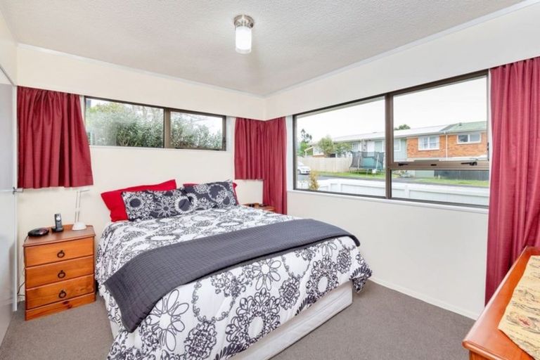 Photo of property in 2/423 Great South Road, Rosehill, Papakura, 2113