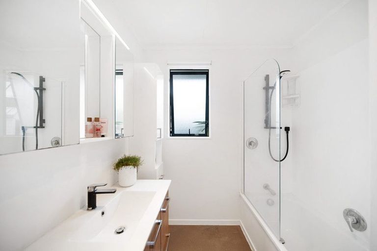 Photo of property in 4a Edinburgh Street, Tuakau, 2121