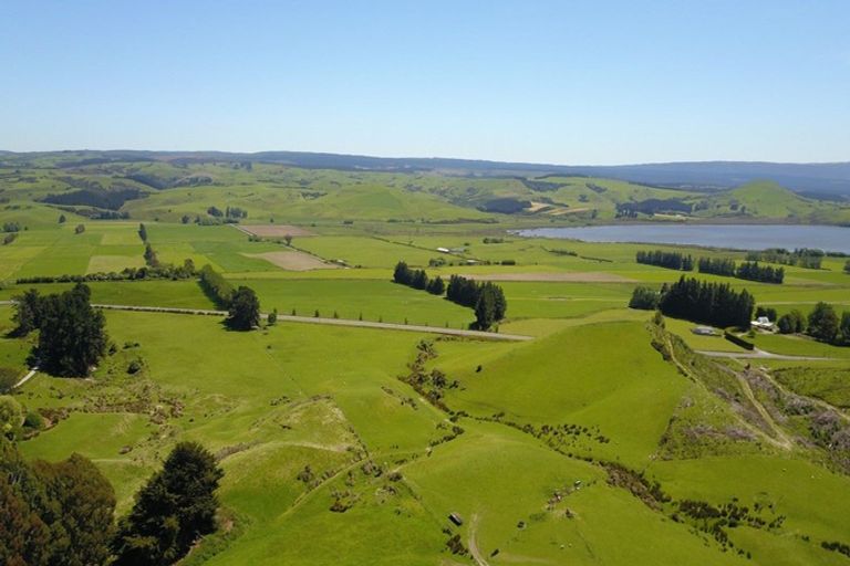 Photo of property in 990 Waihola Highway, Waihola, Outram, 9073