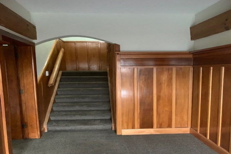 Photo of property in 23 Garreg Road, Fendalton, Christchurch, 8052