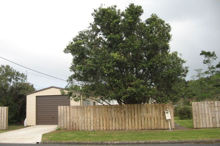 Photo of property in 34 Carr Street, Te Kamo, Whangarei, 0112