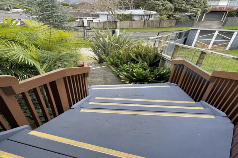 Photo of property in 3 Shale Avenue, Massey, Auckland, 0614