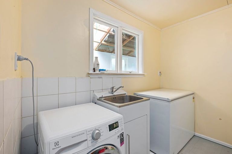 Photo of property in 2 Redwood Street, Seddon, 7210
