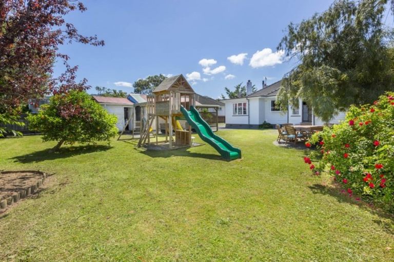 Photo of property in 43 Golders Road, Elderslea, Upper Hutt, 5018