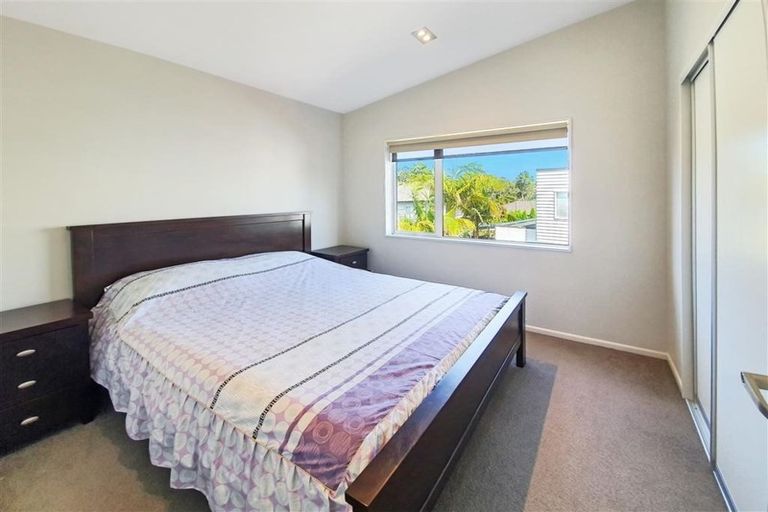 Photo of property in 10 Askerne Drive, Flat Bush, Auckland, 2016