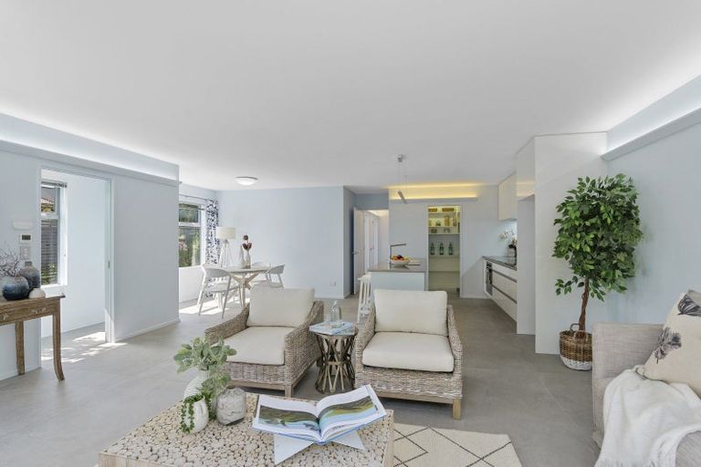 Photo of property in 1/64 Hewitts Road, Merivale, Christchurch, 8014