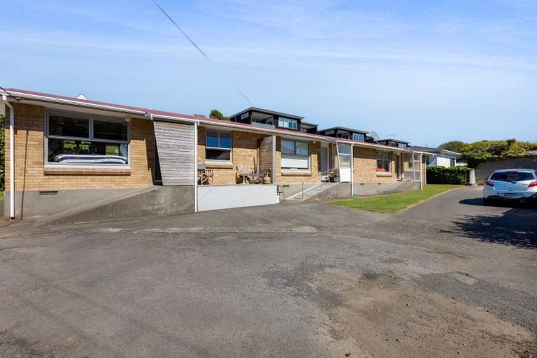Photo of property in 444a Devon Street East, Strandon, New Plymouth, 4312