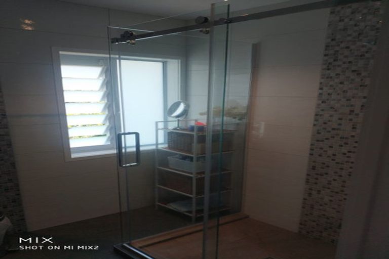 Photo of property in 2/1 Willow Way, Sunnyhills, Auckland, 2010