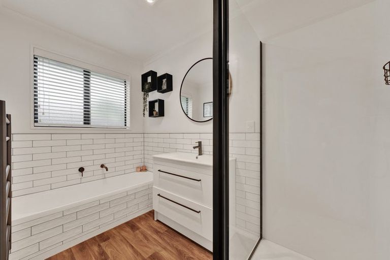 Photo of property in 11 Birchs Road, Prebbleton, 7604