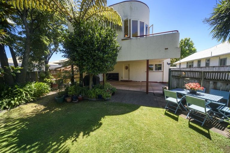 Photo of property in 444 College Street, Hokowhitu, Palmerston North, 4410