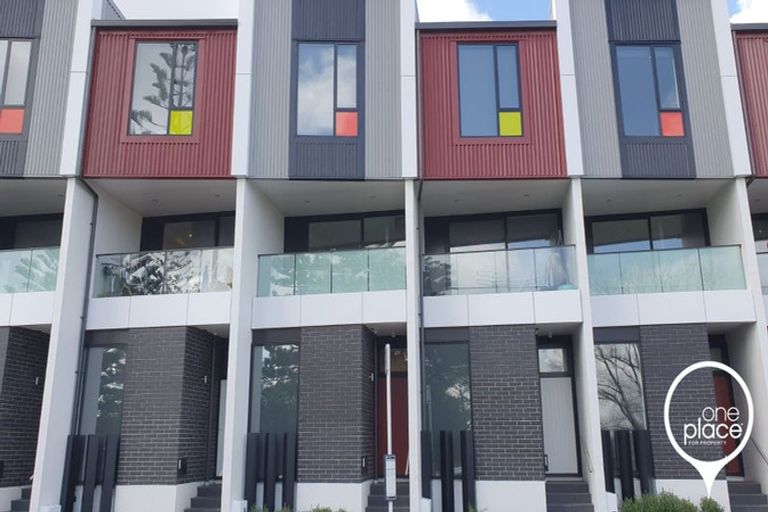 Photo of property in 1824 Great North Road, Avondale, Auckland, 1026