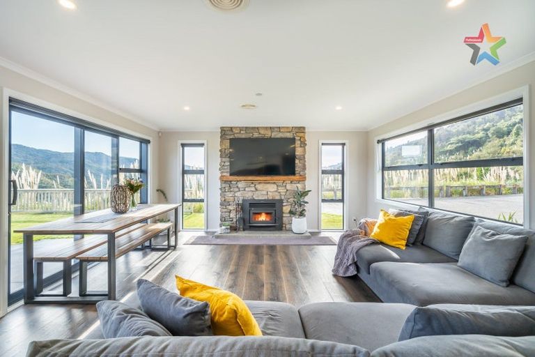 Photo of property in 119 Coast Road, Wainuiomata, Lower Hutt, 5373