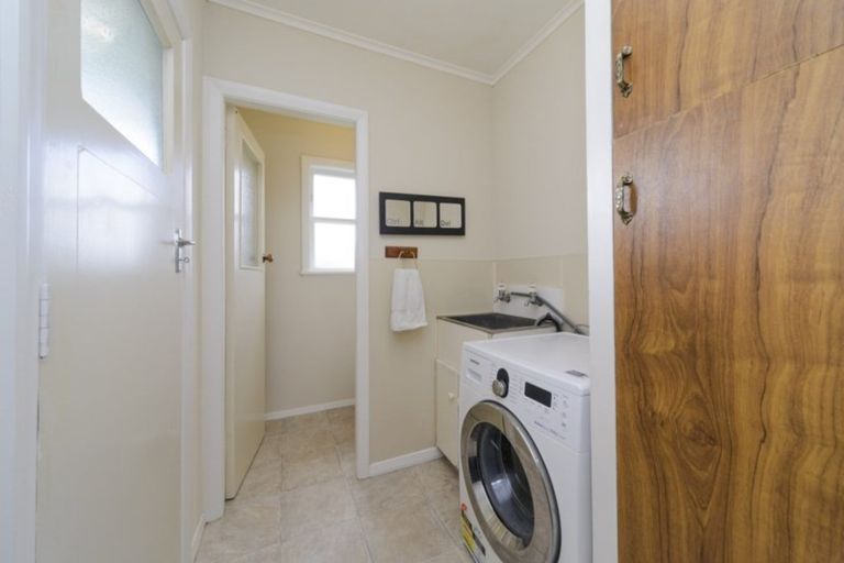 Photo of property in 1 Attlee Place, Feilding, 4702