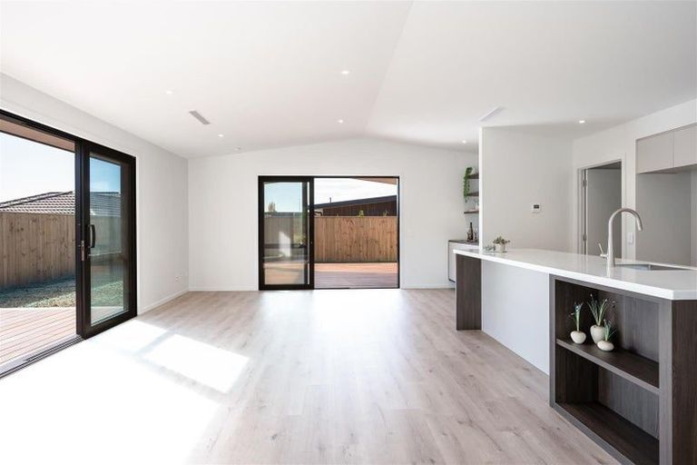 Photo of property in 32 Greenway Crescent, Hope, Richmond, 7020