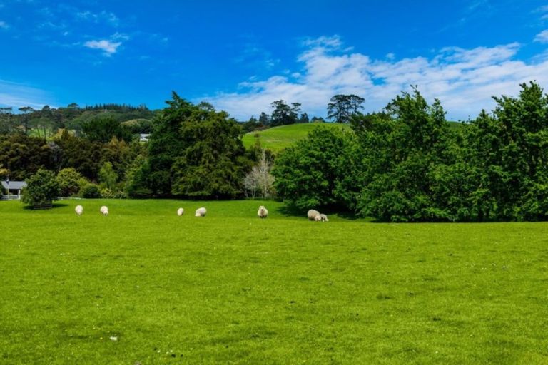 Photo of property in 21 Young Access, Dairy Flat, Silverdale, 0992