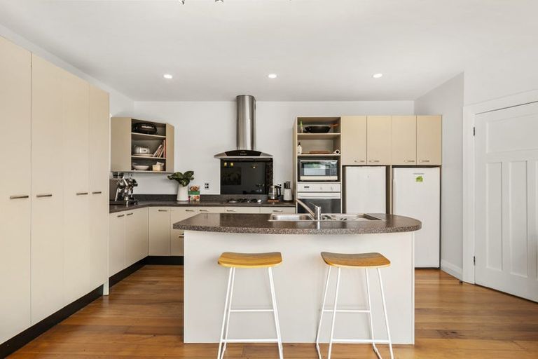 Photo of property in 21 Argentine Avenue, Miramar, Wellington, 6022