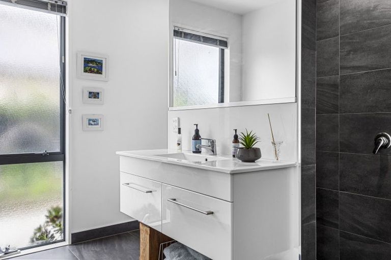 Photo of property in 9 Shiloh Lane, Sockburn, Christchurch, 8042