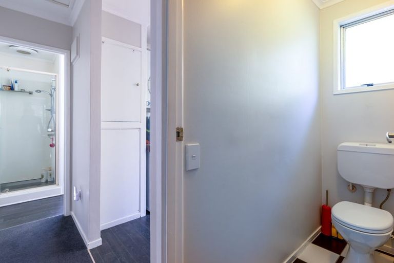 Photo of property in 2/22 Hobby Avenue, Birkdale, Auckland, 0626