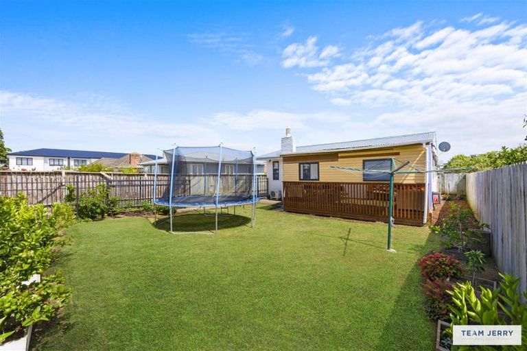 Photo of property in 1/8 Cornwall Road, Mangere, Auckland, 2022