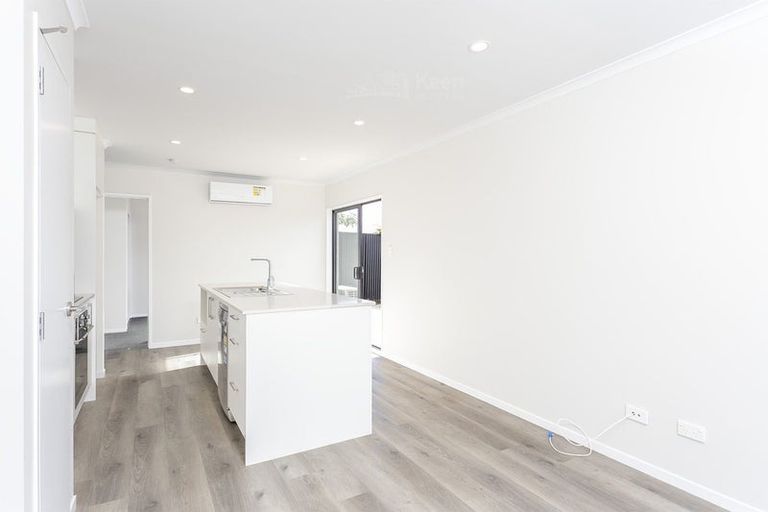 Photo of property in 5/26 Pah Road, Papatoetoe, Auckland, 2025