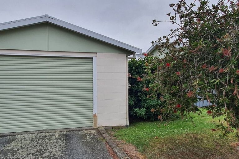 Photo of property in 36 Opie Street, Waimate, 7924