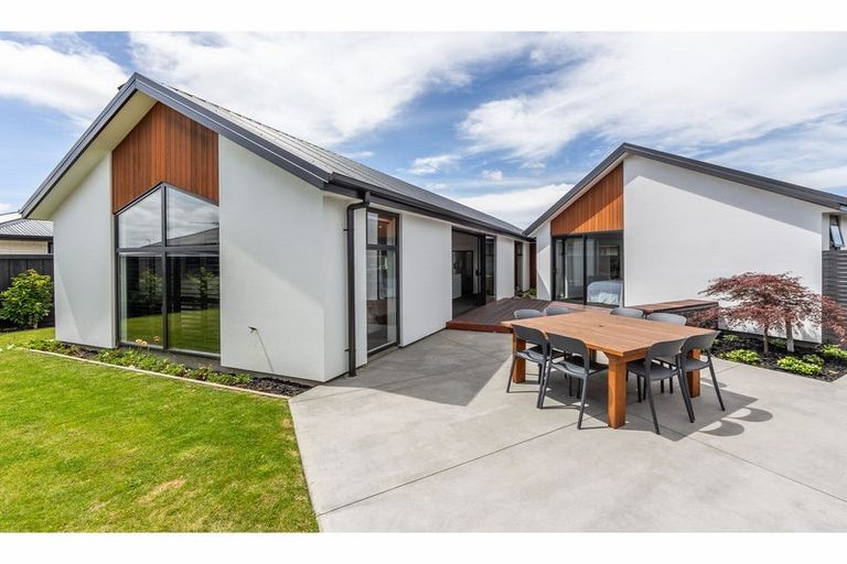 Photo of property in 96 Oaks Drive, Lincoln, 7608