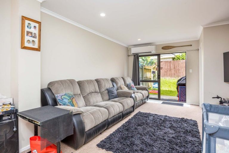 Photo of property in 98c Naylors Drive, Mangere, Auckland, 2022