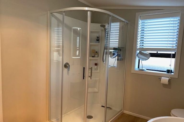 Photo of property in 8 Roore Street, Foxton Beach, Foxton, 4815