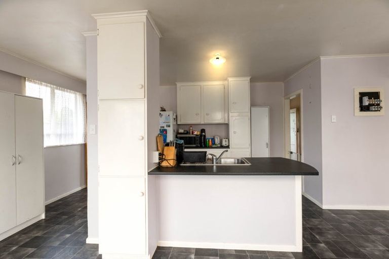 Photo of property in 48 Fernaig Street, Papakura, 2110