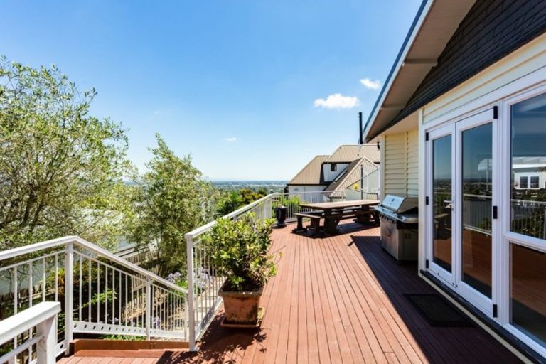 Photo of property in 91a Hackthorne Road, Cashmere, Christchurch, 8022