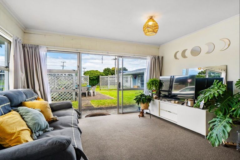 Photo of property in 25 Clyde Street, Mount Maunganui, 3116