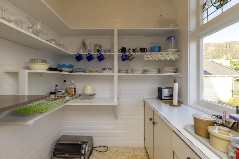 Photo of property in 82 The Parade, Paekakariki, 5034