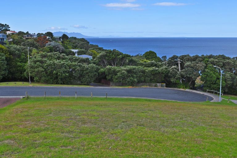 Photo of property in 42 Wonderview Road, Leigh, 0985