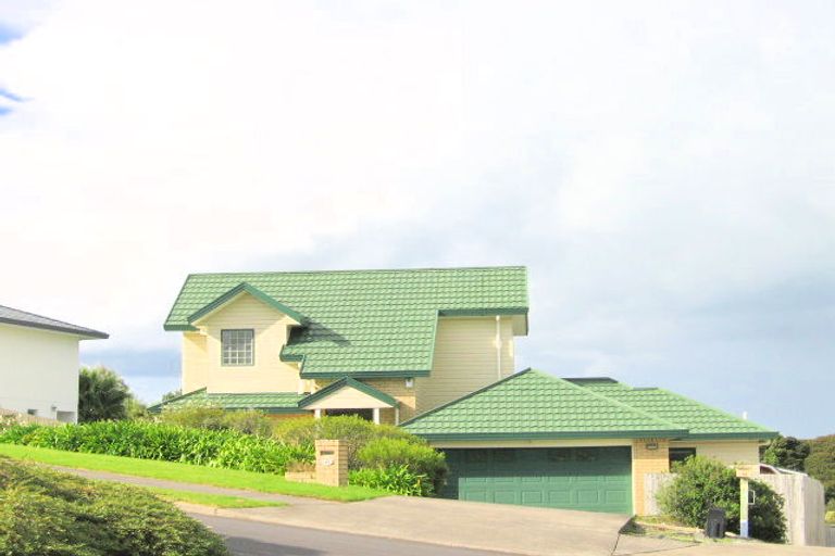 Photo of property in 34 Savoy Road, Orewa, 0931