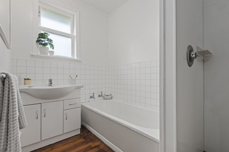 Photo of property in 7 Selby Place, Hokowhitu, Palmerston North, 4410