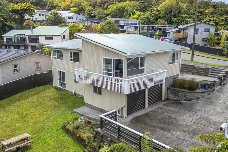 Photo of property in 42 Mulberry Street, Maungaraki, Lower Hutt, 5010