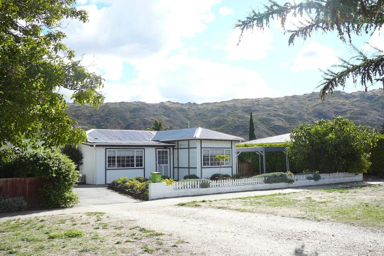 Photo of property in 81 Sunderland Street, Clyde, 9330