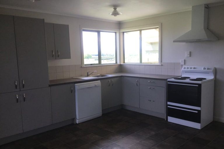 Photo of property in 216 Puketutu Road, Matamata, 3472